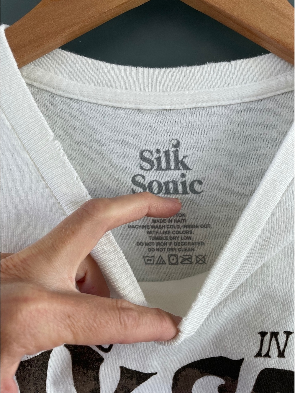 Silk Sonic Bruno Mars Anderson .Paak Deadstock Graphic Tee Various Sizes - Picture 4 of 4